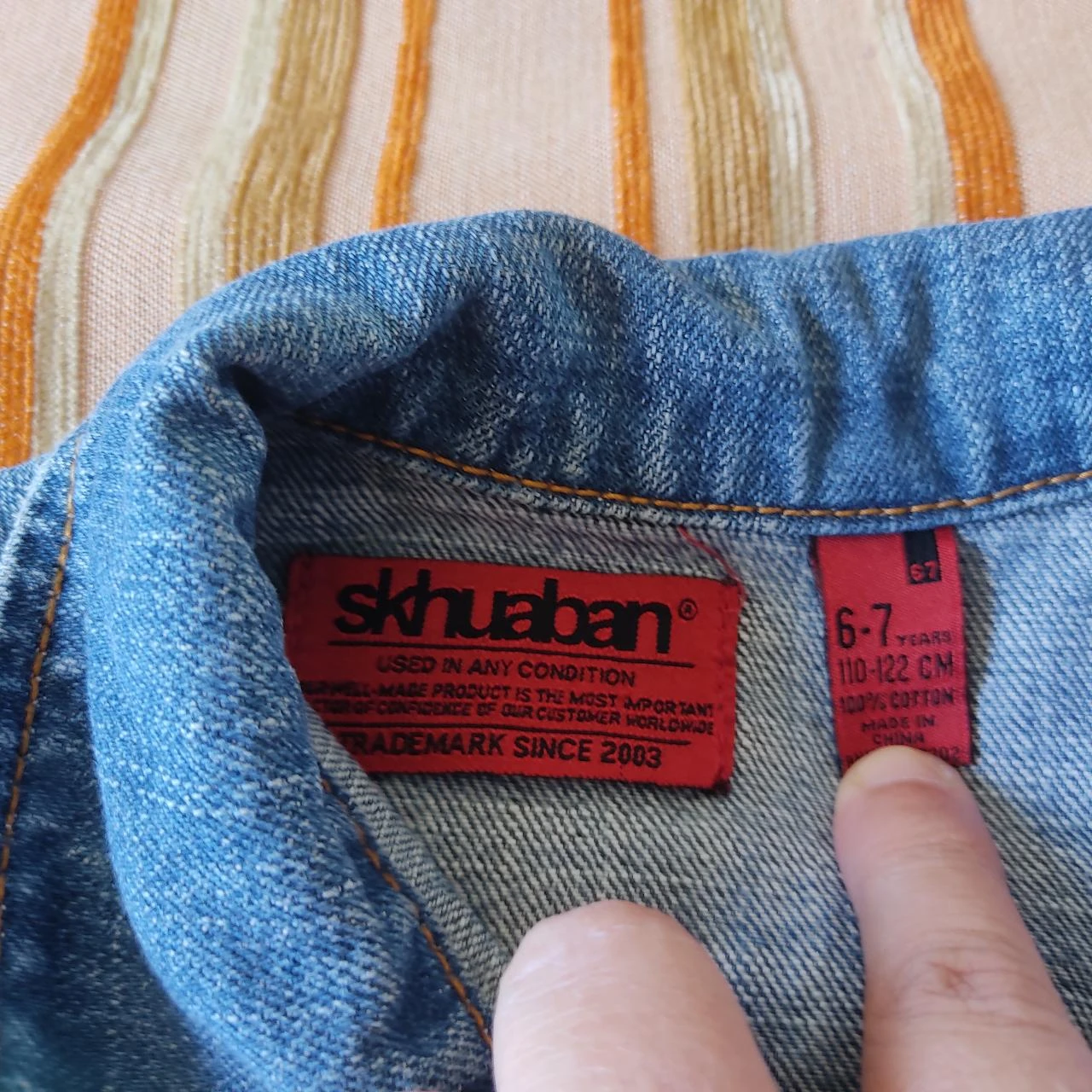 Veste en jean. Taille 7 A (122 cm) – photo 6